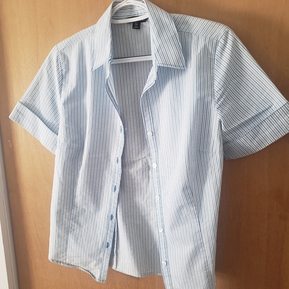 Short Sleeve Button Up Blouse Blue Stripes - Picture 2 of 6